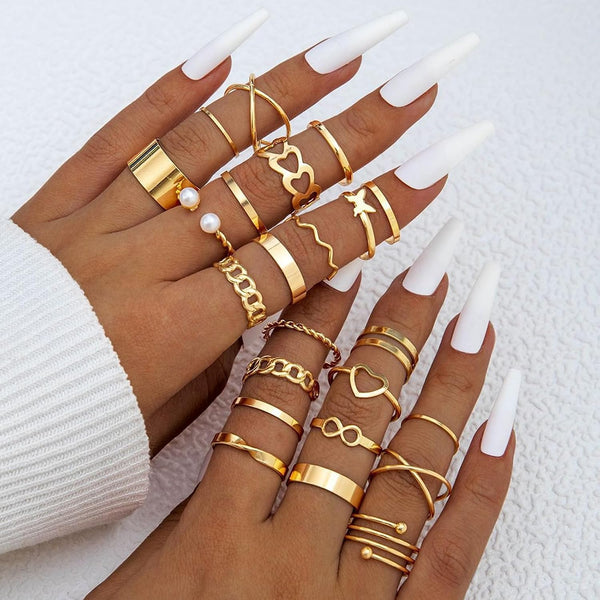 Conjunto de Joyas Doradas Elegantes